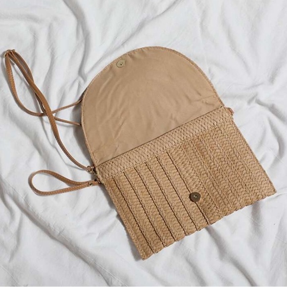 Flap Straw Bag (Spring Sale Pick!) - Picture 4 of 11